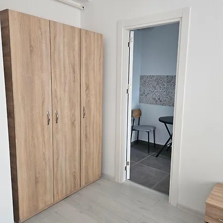 Apartment Solid Cazino